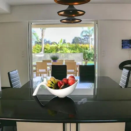 Stunning Private With Pool In * アンティーブ
