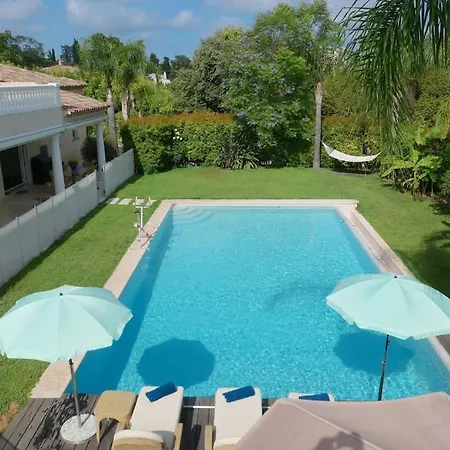 Vila Stunning Private With Pool In *